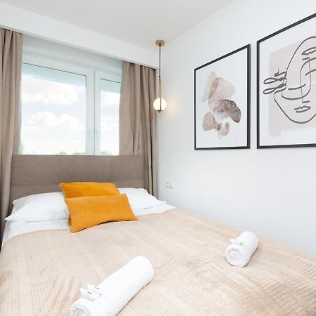 Metro Marymont Apartment By Noclegi Renters Warszawa Eksteriør bilde