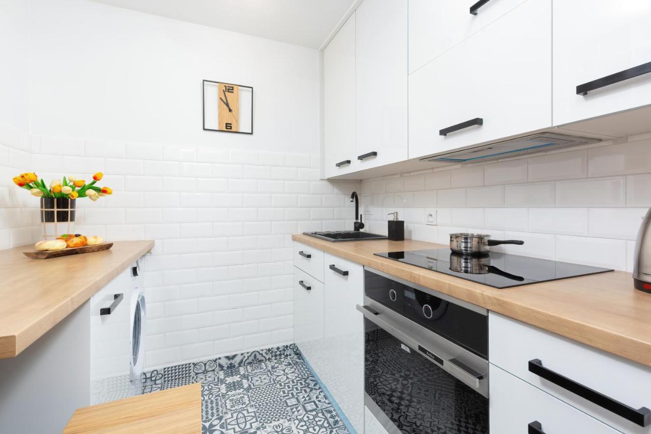 Metro Marymont Apartment By Noclegi Renters Warszawa Eksteriør bilde